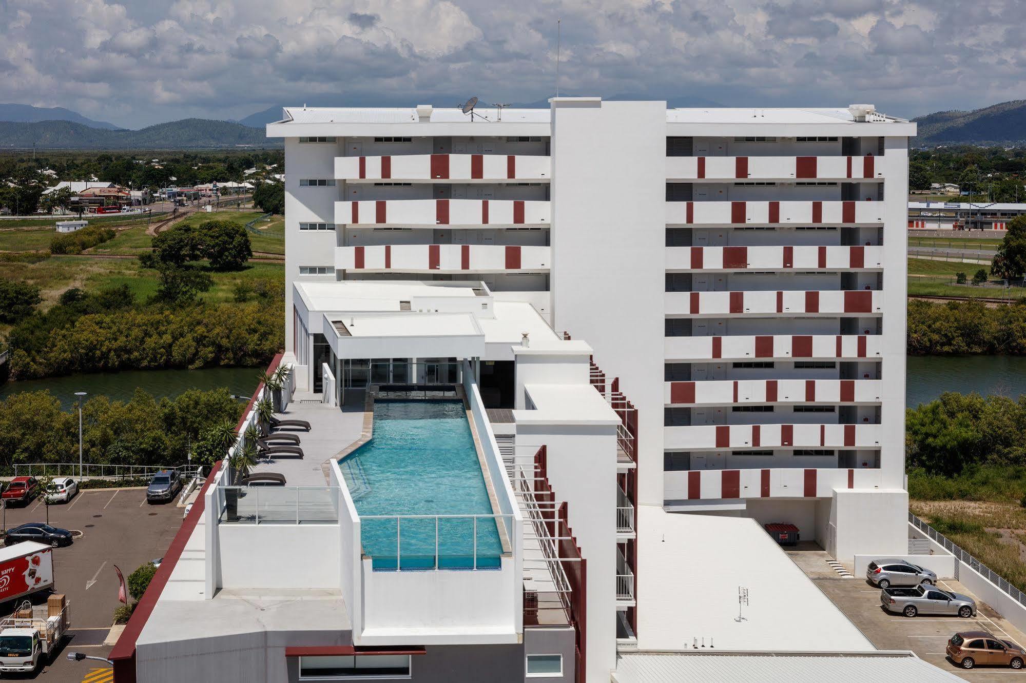 Central Holborn Apartments Townsville Eksteriør bilde